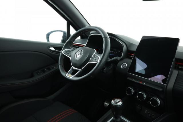 Renault Clio image 2