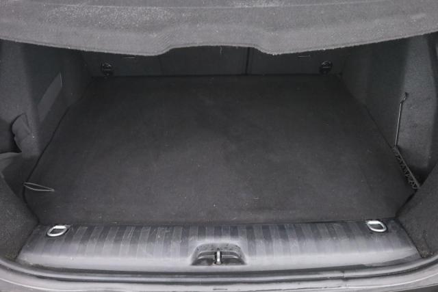 Peugeot 2008 image 7