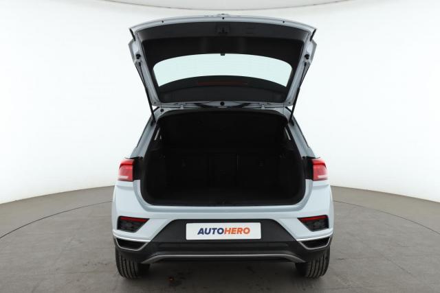 Volkswagen T-Roc image 9
