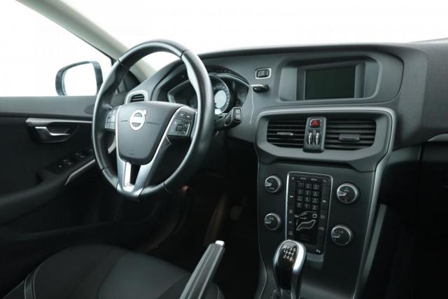Volvo V40 image 6