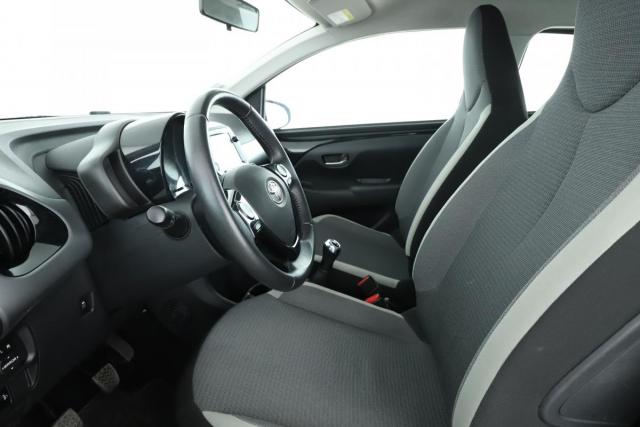 Toyota Aygo image 2