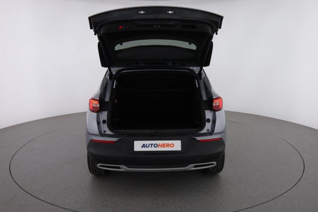 Opel Grandland X image 1