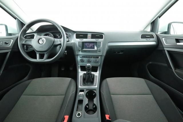 Volkswagen Golf image 4