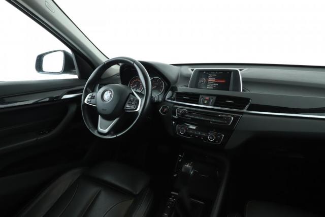 Bmw X1 image 1