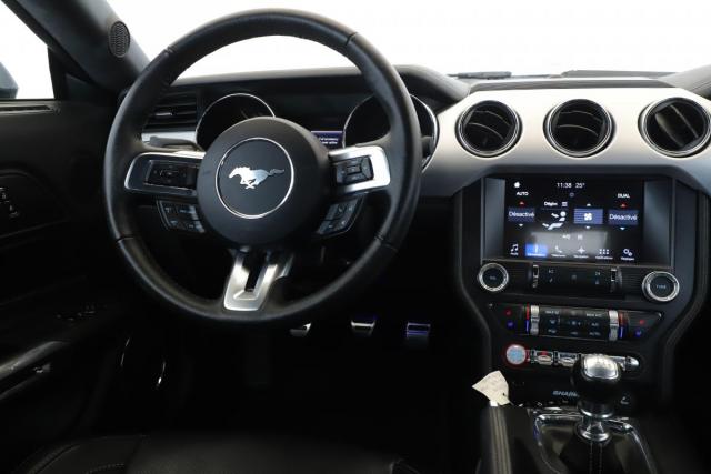 Ford Mustang image 5