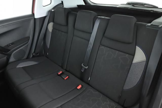 Peugeot 2008 image 1