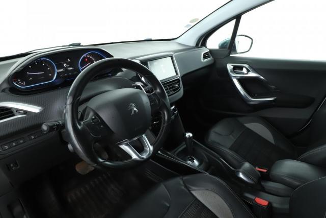 Peugeot 2008 image 7