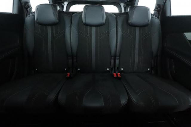 Peugeot 5008 image 6