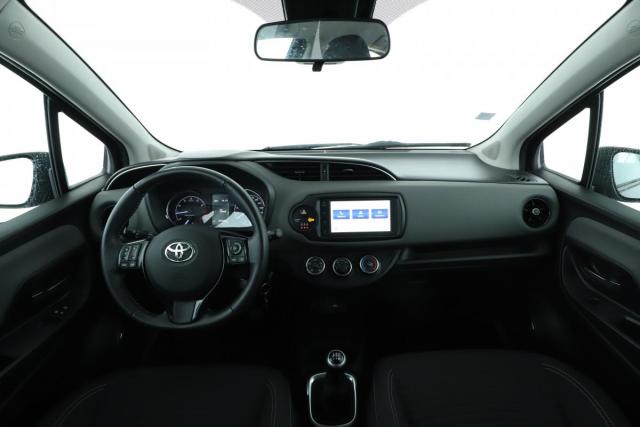 Toyota Yaris image 2