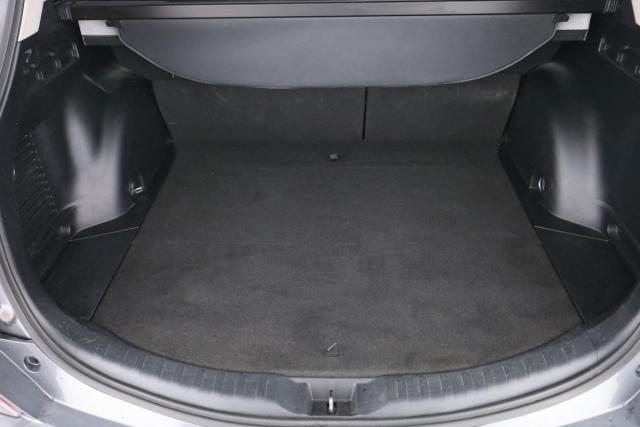 Toyota Rav4 image 2