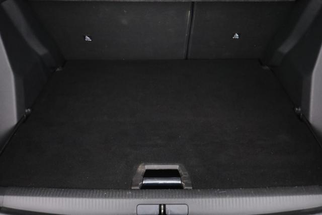 Peugeot 2008 image 5