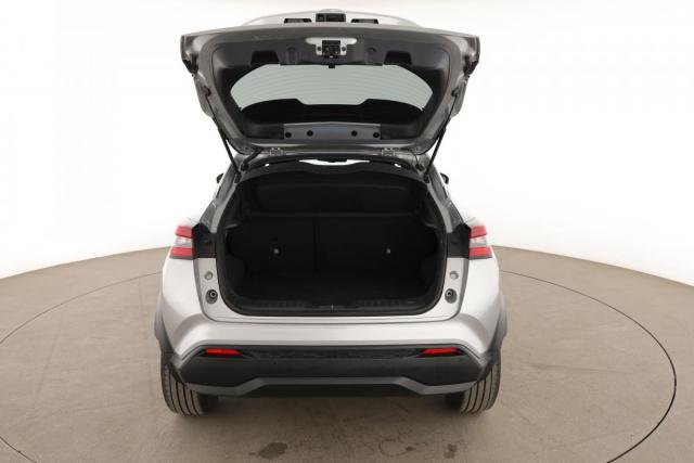 Nissan Juke image 8