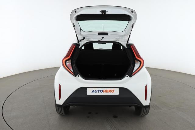 Toyota Aygo X image 1