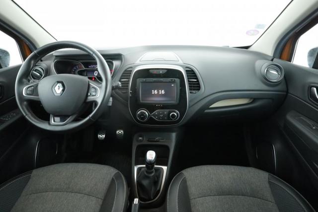 Renault Captur image 2