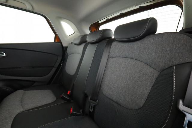 Renault Captur image 8