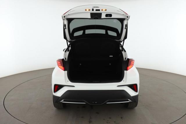 Toyota C-Hr image 8