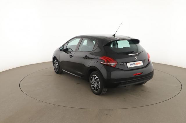 Peugeot 208 image 5
