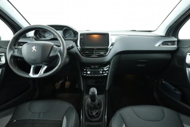 Peugeot 2008 image 7