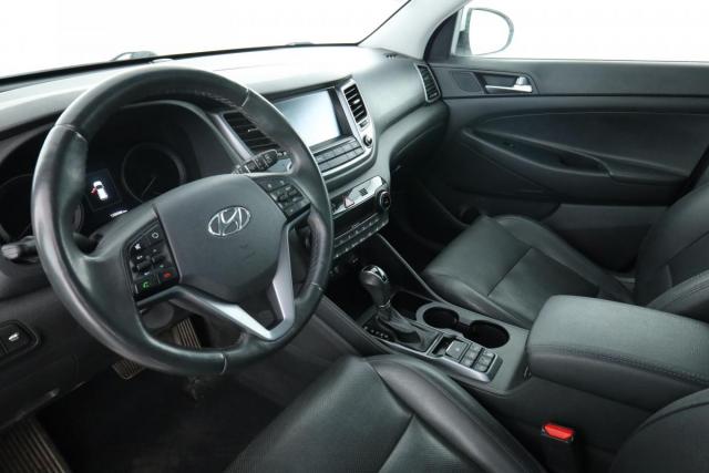 Hyundai Tucson image 9