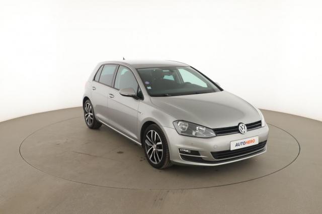 Volkswagen Golf image 6