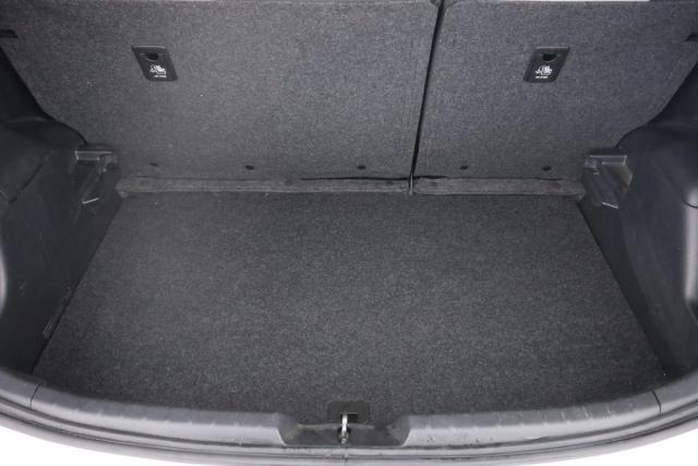Toyota Yaris image 8