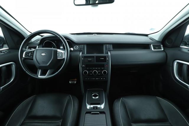 Land Rover Discovery Sport image 5