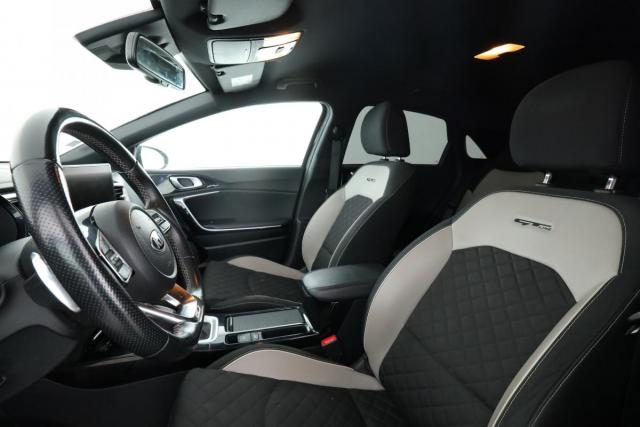 Kia Ceed image 9