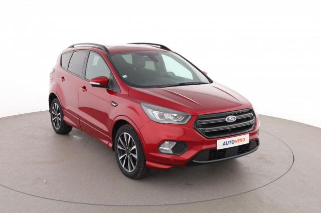 Ford Kuga image 1