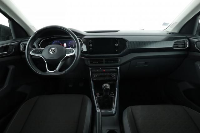 Volkswagen T-Cross image 3