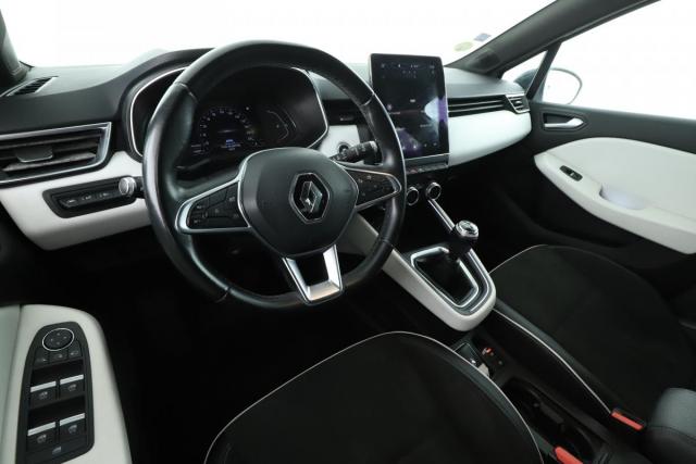 Renault Clio image 6