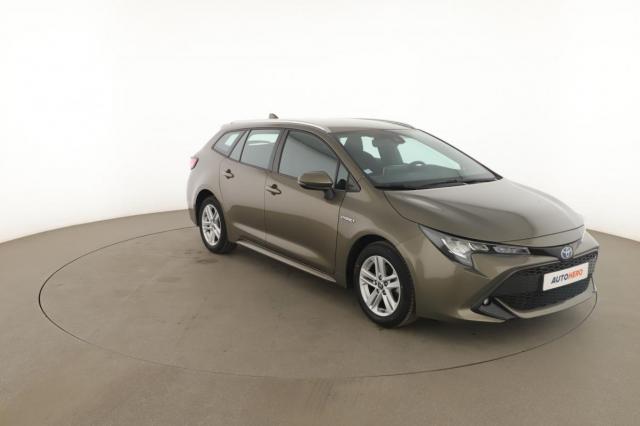 Toyota Corolla Touring Sports image 9