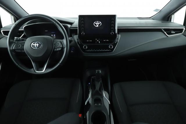 Toyota Corolla Touring Sports image 8
