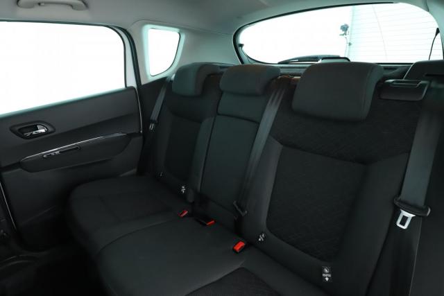 Peugeot 3008 image 8