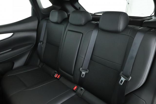 Nissan Qashqai image 8