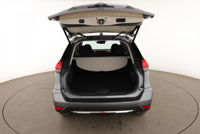 Nissan X-Trail image 2