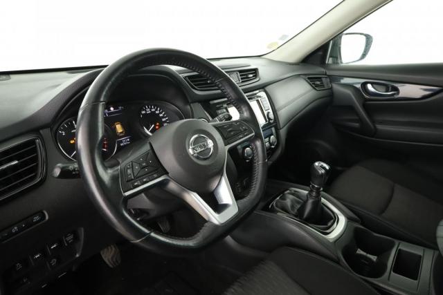 Nissan X-Trail image 9