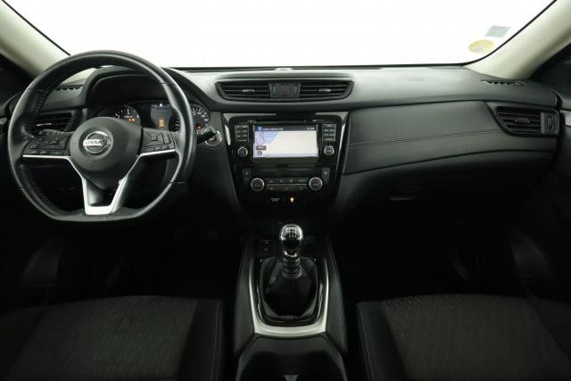 Nissan X-Trail image 4