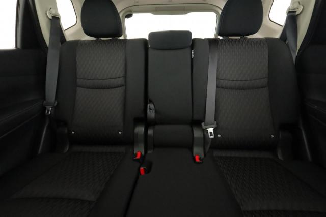 Nissan X-Trail image 5