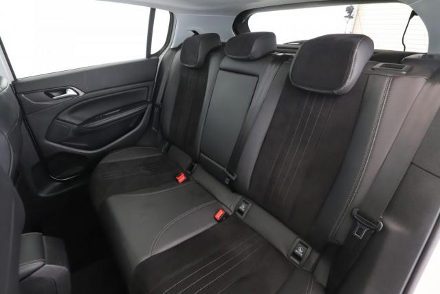 Peugeot 308 image 5