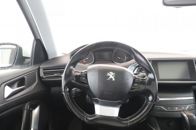 Peugeot 308 image 3
