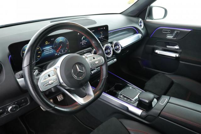 Mercedes Benz Glb image 8