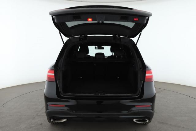Mercedes Benz Glc image 8