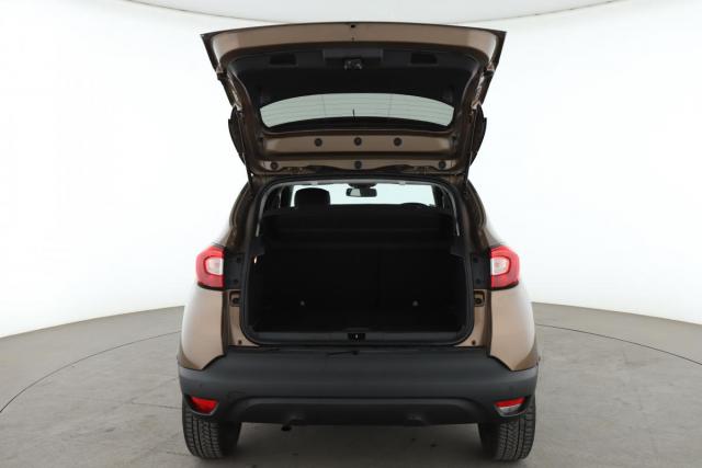 Renault Captur image 2