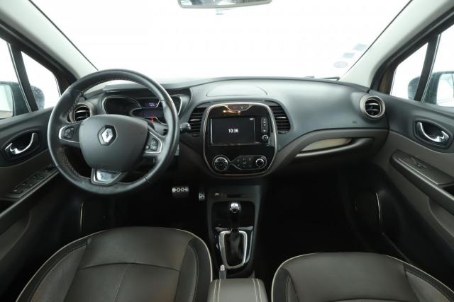 Renault Captur image 8