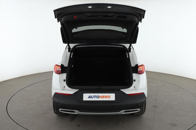 Opel Grandland X image 8