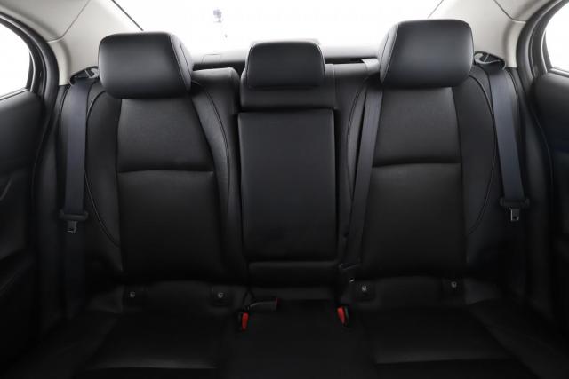 Mazda 3 image 6