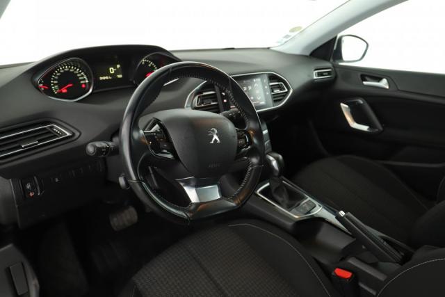 Peugeot 308 image 5