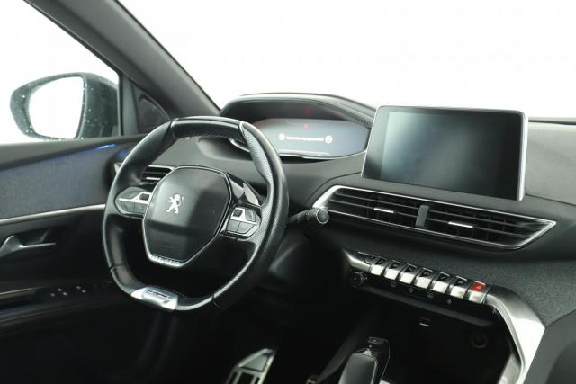 Peugeot 5008 image 8