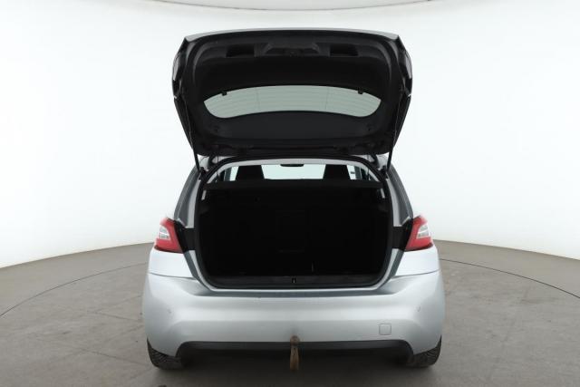 Peugeot 308 image 6