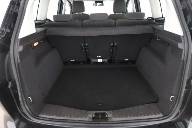 Ford C-Max image 1